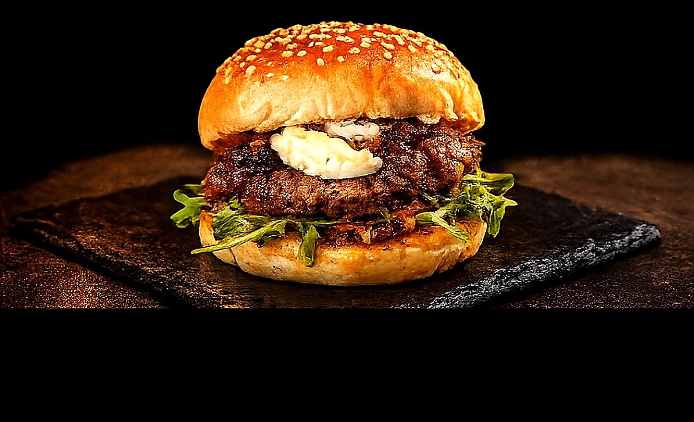 Sesame bun burger with garlic aioli